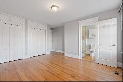 574 East Broadway, Boston, MA 02127