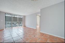 2642 Collins Ave,Miami Beach, FL, 33140