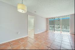 2642 Collins Ave,Miami Beach, FL, 33140