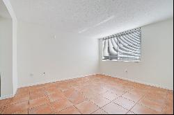 2642 Collins Ave,Miami Beach, FL, 33140