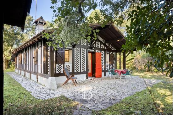 SOUSTONS, CHARMING RENOVATED LANDAISE-STYLE HOME