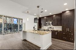 Condo Rental in 1010 Midtown