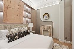 Furnished Apartment - Paris 7th - 4 Rooms - 146 sqm