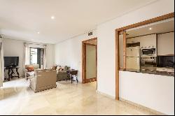 Luxury Apartment in the Heart of Palma's Old Town with Garage and Storage room