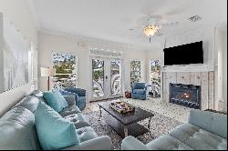 Well-Maintained Crystal Beach Home With Fireplaces And Near Beach 