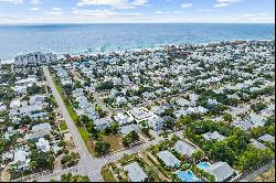 Well-Maintained Crystal Beach Home With Fireplaces And Near Beach 