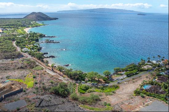 Exclusive Makena Land with Ocean Views and Beach Access