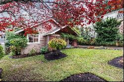 2748 SW OLD ORCHARD RD Portland, OR 97201