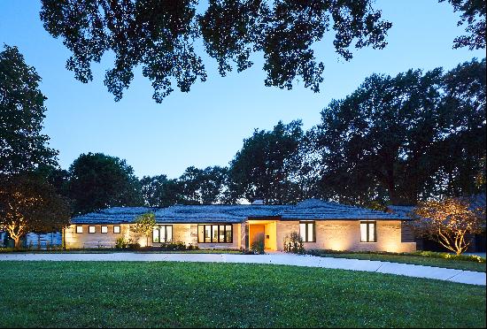 Modern Matthew Hufft masterpiece in Old Leawood