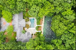 Sprawling Ranch with Pool and Tennis Court