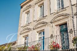 Saint Emilionnais - Exceptional Maison de Maître - John Taylor