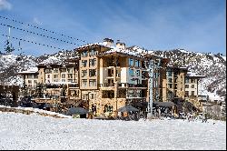 Luxe Slopeside Condo