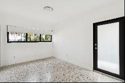 8010 Crespi Blvd,Miami Beach, FL, 33141