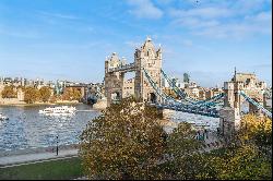 Extraordinary riverfront apartment with sweeping Thames and Tower Bridge views