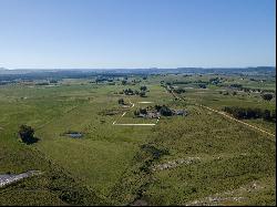 Farm in Laguna del Sauce.