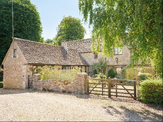 A spacious two-storey converted barn with, excellent-sized rooms on the edge of a very pre