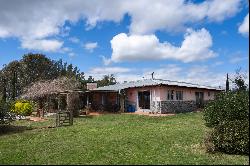 Country house in Pueblo Edén