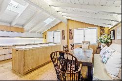 In the heart of Gstaad, luxurious top floor apartment