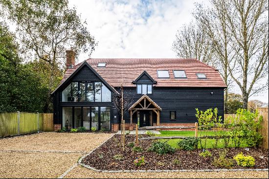 House 5 - A brand new energy-efficient home built by a well respected developer in a priva