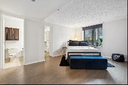  renovated corner unit in CityView