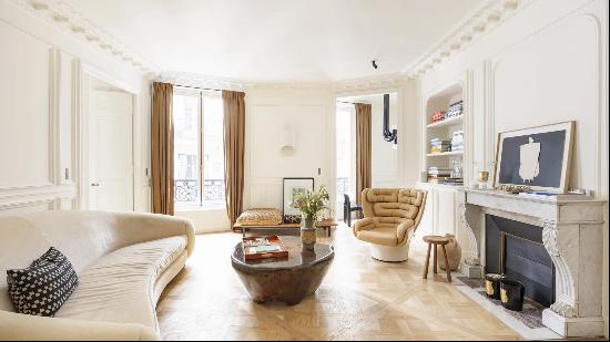 Apartment for sale in Paris, France