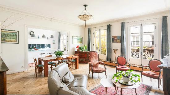 Apartment for sale in Paris, France