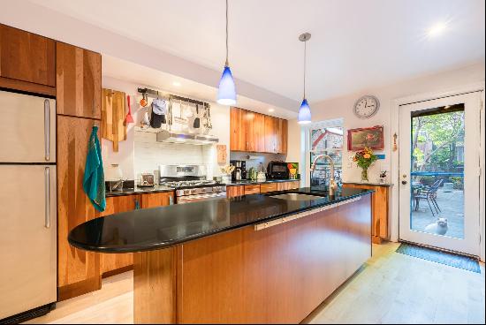 Beautiful furnished rental in a stunning Boerum Hill Townhouse.  This unique hom