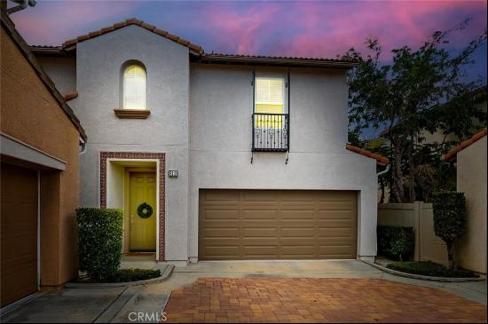 8112 E Loftwood Lane, Orange, CA, 92867, USA