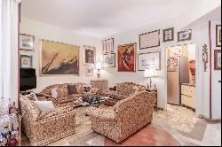 Apartment for sale in Roma (Italy)