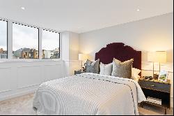 Exceptional duplex apartment for sale near Hyde Park