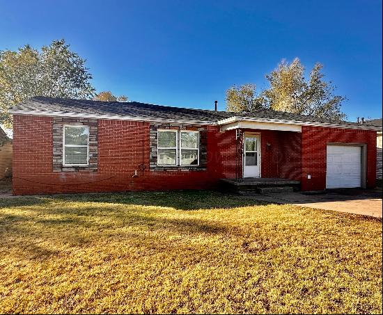 508 Powell Avenue, Dumas TX 79029