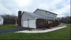 1327 Bend Rd, Lackawannock Twp PA 16137