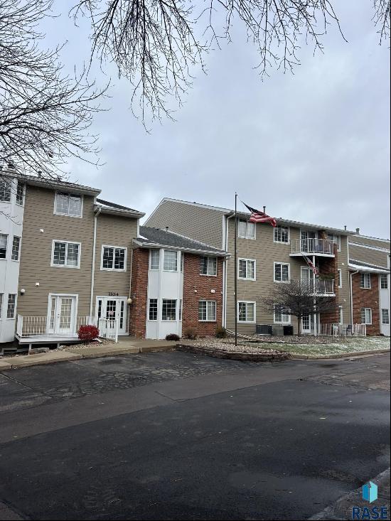 1104 W 57th St Unit 204A, Sioux Falls SD 57108