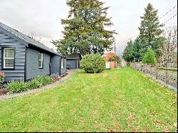 8568 Falls Avenue SE, Snoqualmie WA 98065