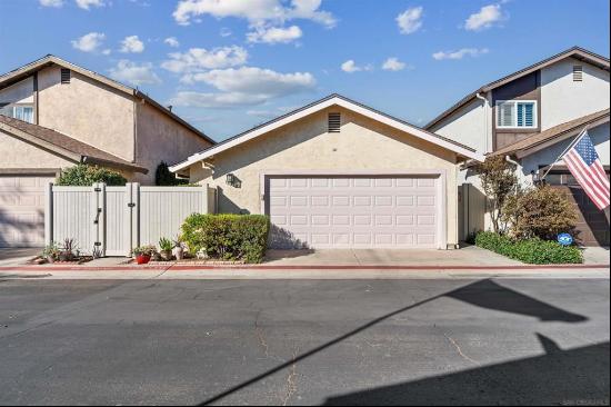 10388 Seth Way, Santee CA 92071