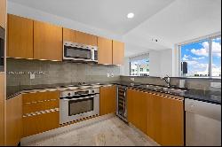 1060 Brickell Ave Unit 4307, Miami FL 33131