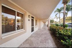 7320 Glenmoor Ln Unit 2102, Naples FL 34104