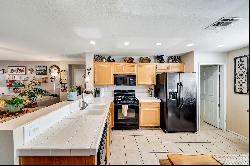 6041 Treehaven Court, Lancaster CA 93536