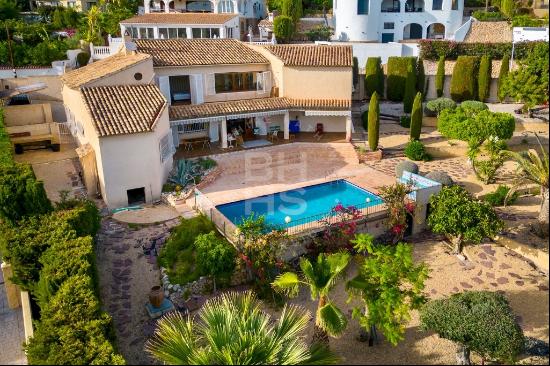 Mediterranean Villa in San Chochim, Altea – A Luxurious Coastal , Altea 03590