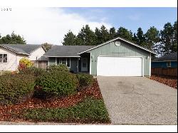 116 Park Village Loop, Florence OR 97439