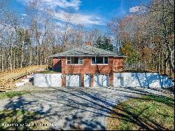 11 Ann Street, New Paltz NY 12561