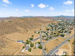 1 Grand View Place, Lake Elsinore CA 92530