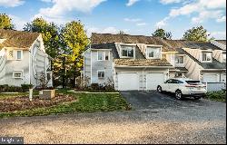 47 E Jonanthan Court E Jonathan Court, Kennett Square PA 19348