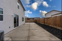 2044 Edwards Street, Los Banos CA 93635