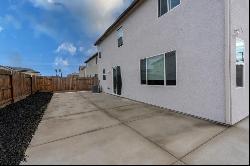 2044 Edwards Street, Los Banos CA 93635