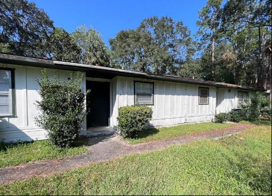 2114 NW 55th Boulevard #15, Gainesville FL 32653