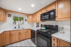 2112 E Vista Way Unit 10, Vista CA 92084