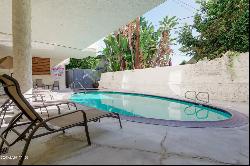 8400 De Longpre Avenue #313, West Hollywood CA 90069