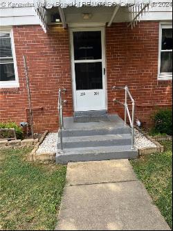 205 Kenna Drive, South Charleston WV 25309