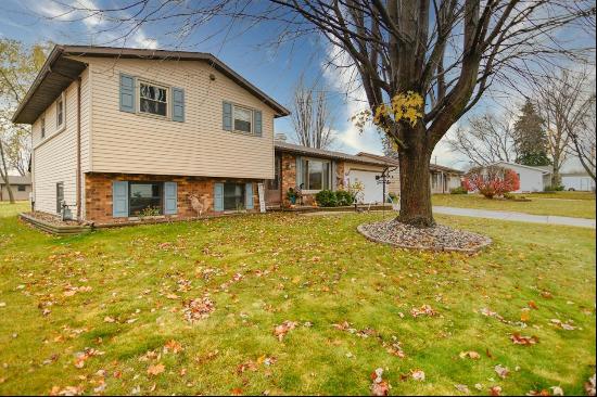 2561 Landler Street, Green Bay WI 54313